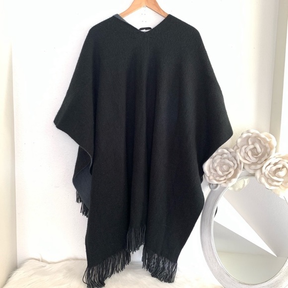 Black and grey fringe kimono - Picture 5 of 7